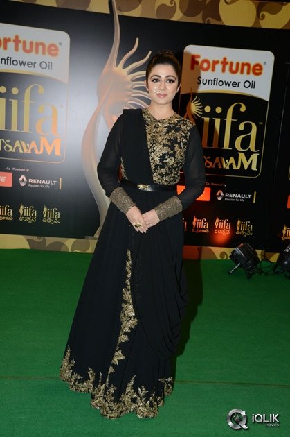 Celebs-at-IIFA-Utsavam-2016